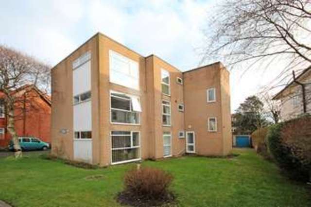  Image of 2 bedroom Flat for sale in Twynham Road Southbourne Bournemouth BH6 at Twynham Road Southbourne Bournemouth, BH6 3EZ
