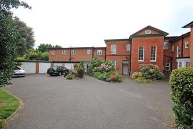  Image of 1 bedroom Flat for sale in Twynham Road Southbourne Bournemouth BH6 at Twynham Road Southbourne Bournemouth, BH6 3HA