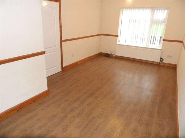  Image of 3 bedroom Terraced house to rent in Tyrer Road Newton-Le-Willows WA12 at Tyrer Road  Newton Le Willows, WA12 8SP