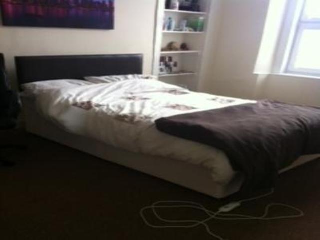  Image of 3 bedroom Flat to rent in Union Place Dundee DD2 at Dundee  Dundee, DD2 1AA