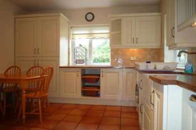  Image of 2 bedroom Detached house to rent in Upland Road Sutton SM2 at Sutton, SM2 5JE