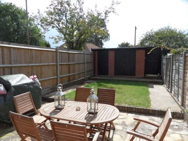  Image of 1 bedroom House Share to rent in Upper Court Road Epsom KT19 at Upper Court Road  Epsom, KT19 8RE
