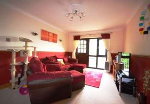  Image of 2 bedroom Flat for sale in Upper Longlands Dawlish EX7 at Upper Longlands  Dawlish, EX7 9DB