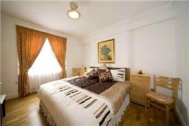  Image of 2 bedroom Apartment to rent in Upper Montagu Street London W1H at Upper Montagu Street Marylebone London, W1H 1SA