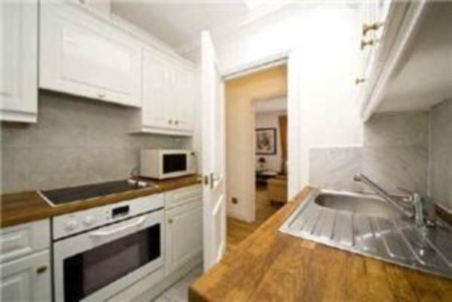  Image of 2 bedroom Apartment to rent in Upper Montagu Street London W1H at Upper Montagu Street Marylebone London, W1H 1SA