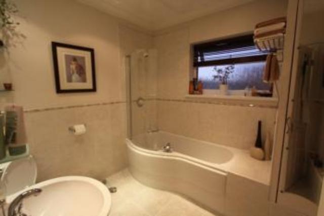  Image of 2 bedroom Flat to rent in Wilton Road Shirley Southampton SO15 at Wilton Road Upper Shirley Southampton, SO15 5LB
