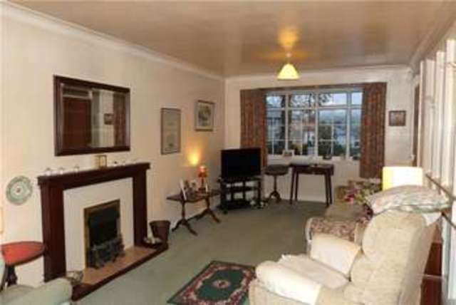  Image of 2 bedroom Apartment for sale in Valley Drive Ilkley LS29 at Ben Rhydding Ilkley Denton, LS29 8PA