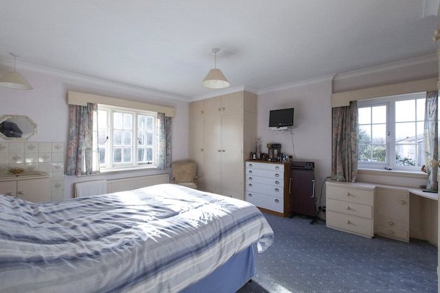  Image of 6 bedroom Detached house for sale in Valley Drive Ilkley LS29 at Ben Rhydding Ilkley Denton, LS29 8PA
