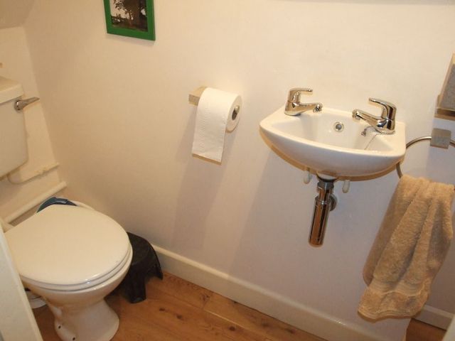  Image of 4 bedroom Detached house for sale in Valley Road Loughborough LE11 at Valley Road  Loughborough, LE11 3PY