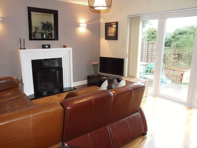  Image of 4 bedroom Detached house for sale in Valley Road Loughborough LE11 at Valley Road  Loughborough, LE11 3PY
