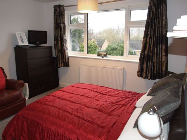  Image of 4 bedroom Detached house for sale in Valley Road Loughborough LE11 at Valley Road  Loughborough, LE11 3PY