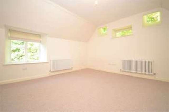  Image of 3 bedroom Semi-Detached house to rent in Trinity Road Ventnor PO38 at Ventnor Isle Of Wight Bonchurch, PO38 1RB