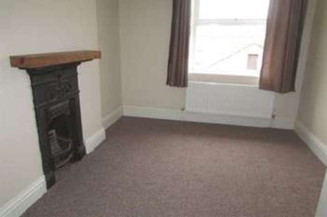  Image of 2 bedroom Flat for sale in Vestry Road Street BA16 at Street, BA16 0HY