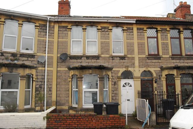  Image of 1 bedroom Flat to rent in Vicarage Road Redfield Bristol BS5 at Vicarage Road Redfield Bristol, BS5 9AG
