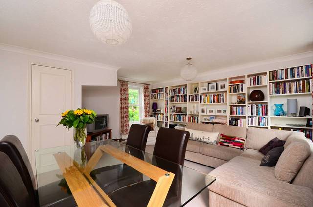  Image of 3 bedroom Detached house for sale in Victoria Park Road London E9 at Victoria Park Road  Victoria Park, E9 7JJ