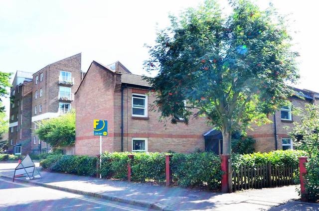  Image of 3 bedroom Detached house for sale in Victoria Park Road London E9 at Victoria Park Road  Victoria Park, E9 7JJ
