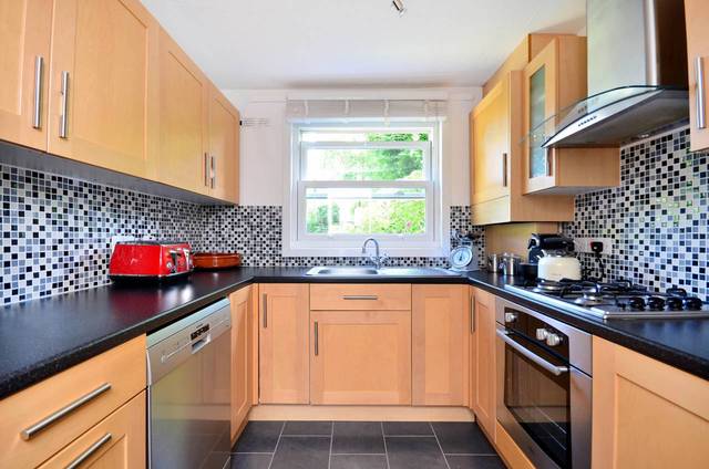  Image of 3 bedroom Detached house for sale in Victoria Park Road London E9 at Victoria Park Road  Victoria Park, E9 7JJ
