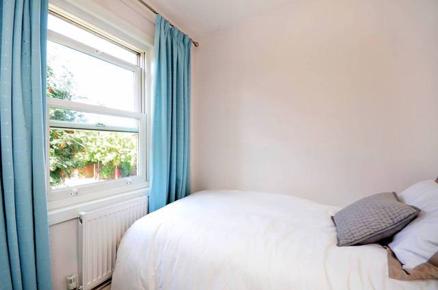  Image of 3 bedroom Detached house for sale in Victoria Park Road London E9 at Victoria Park Road  Victoria Park, E9 7JJ