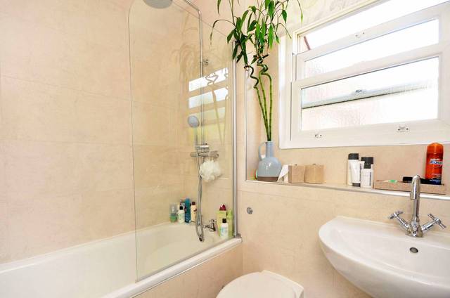  Image of 3 bedroom Detached house for sale in Victoria Park Road London E9 at Victoria Park Road  Victoria Park, E9 7JJ