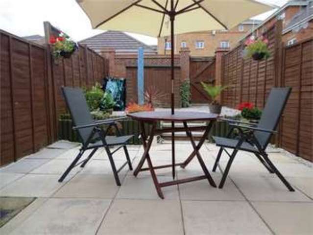  Image of 2 bedroom Terraced house for sale in Victoria Road Southend-on-Sea SS1 at Victoria Road Southend on sea Southend-on-Sea, SS1 2AE