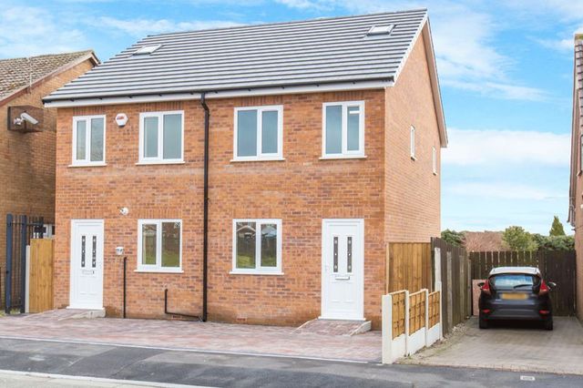  Image of 3 bedroom Property for sale in Victoria Road Platt Bridge Wigan WN2 at Victoria Road Platt Bridge Wigan, WN2 5DN