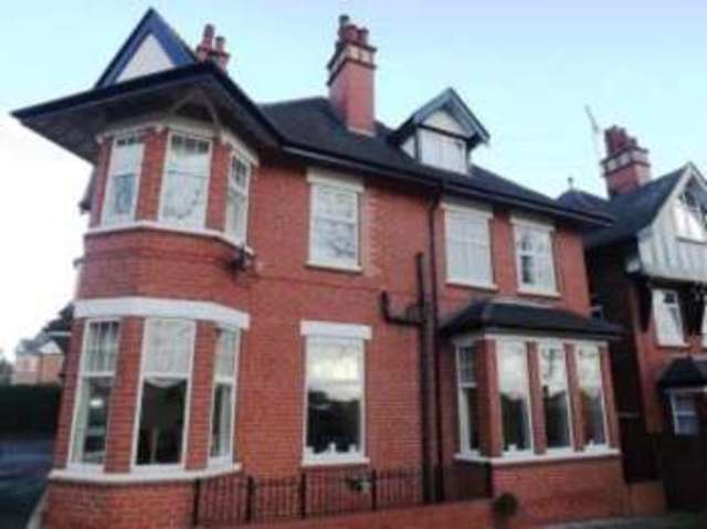  Image of 2 bedroom Flat for sale in Victorian Crescent Doncaster DN2 at Doncaster South Yorkshire Intake, DN2 5BW