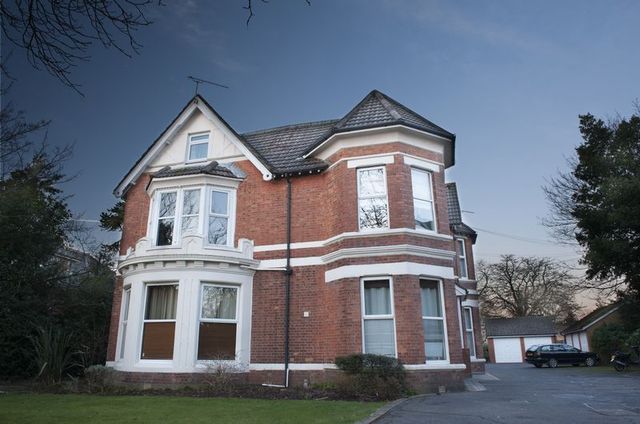  Image of 1 bedroom Flat for sale in Lansdowne Road Bournemouth BH1 at 61 Lansdowne Road  Bournemouth, BH1 1RN