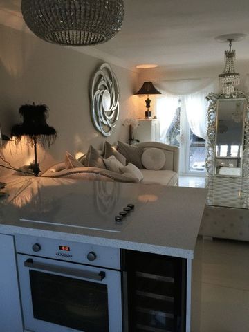  Image of 2 bedroom Detached house to rent in Vienna Close Clayhall Ilford IG5 at Vienna Close  Ilford, IG5 0PU