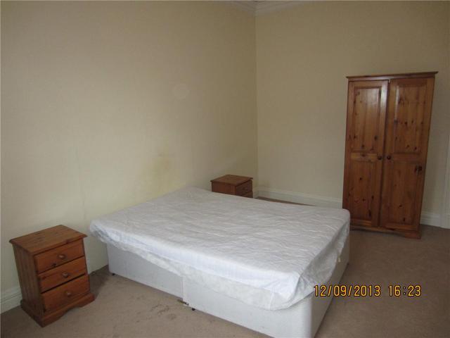  Image of 4 bedroom Flat to rent in Viewforth Edinburgh EH10 at Bruntsfield Edinburgh Edinburgh, EH10 4JF