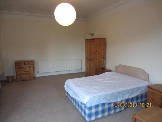  Image of 4 bedroom Flat to rent in Viewforth Edinburgh EH10 at Bruntsfield Edinburgh Edinburgh, EH10 4JF