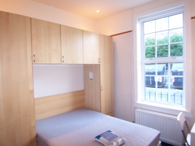  Image of 4 bedroom Cottage to rent in Viewforth Edinburgh EH10 at Viewforth Edinburgh Edinburgh, EH10 4LG