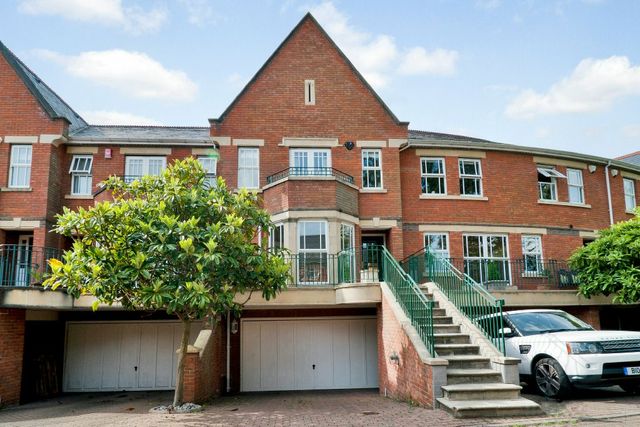  Image of 4 bedroom Town House for sale in Cypress Court Virginia Water GU25 at St Anns Park  Virginia Water, GU25 4TB