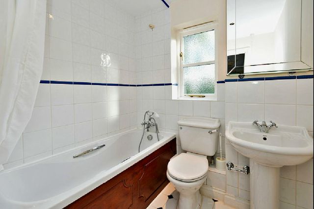  Image of 4 bedroom Detached house for sale in Home Close Virginia Water GU25 at Virginia Water  Surrey, GU25 4DH
