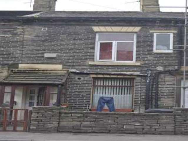  Image of 2 bedroom Detached house to rent in Wakefield Road Brighouse HD6 at Brighouse  Brighouse, HD6 1QL