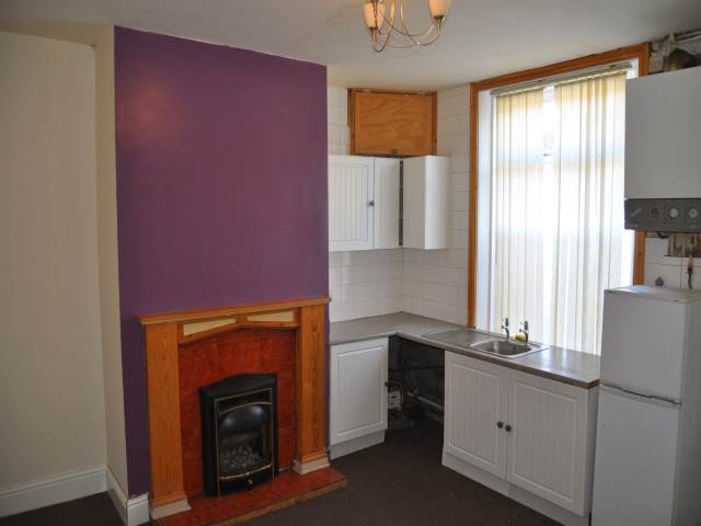  Image of 2 bedroom Detached house to rent in Wakefield Road Brighouse HD6 at Brighouse  Brighouse, HD6 1QL