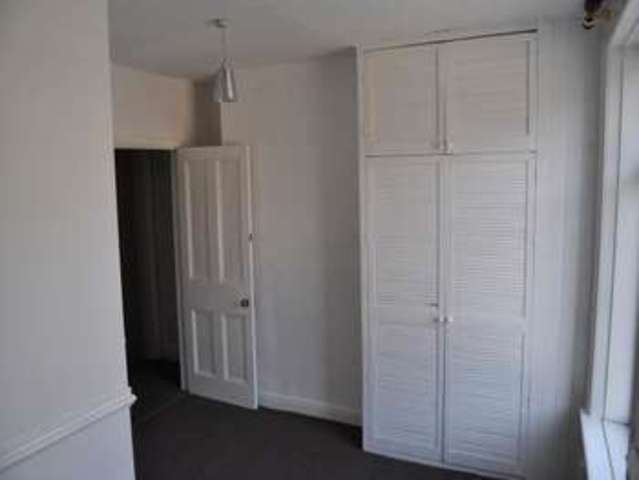  Image of 2 bedroom Detached house to rent in Wakefield Road Brighouse HD6 at Brighouse  Brighouse, HD6 1QL