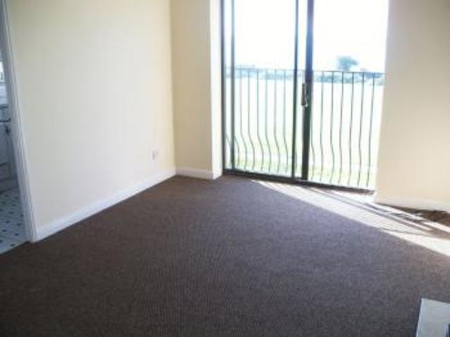  Image of 1 bedroom Flat to rent in Waldegrave Close Southampton SO19 at Waldergrave Close Waterside Park Southampton, SO19 9RY