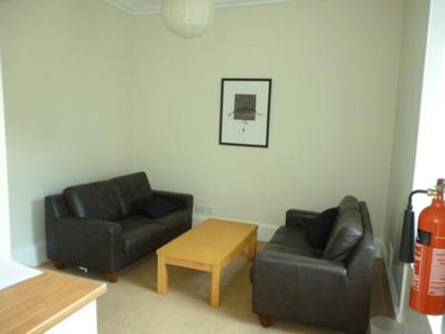  Image of 3 bedroom Flat to rent in Wallace Street Stirling FK8 at Stirling  Stirling, FK8 1NU