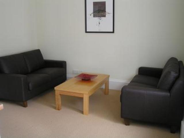  Image of 3 bedroom Flat to rent in Wallace Street Stirling FK8 at Stirling  Stirling, FK8 1NU
