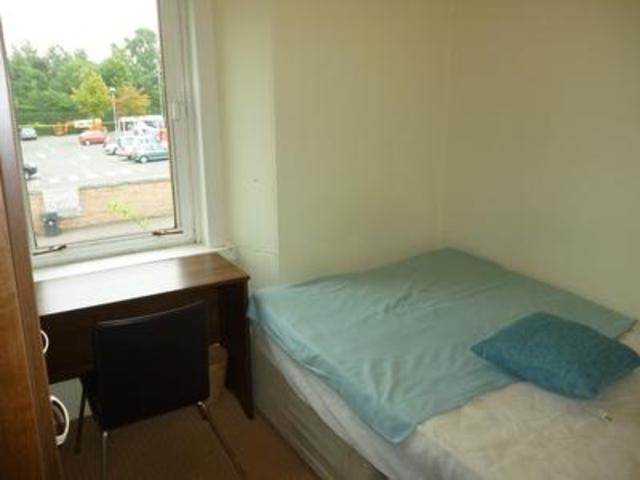 Image of 4 bedroom Flat to rent in Wallace Street Stirling FK8 at Stirling  Stirling, FK8 1NU