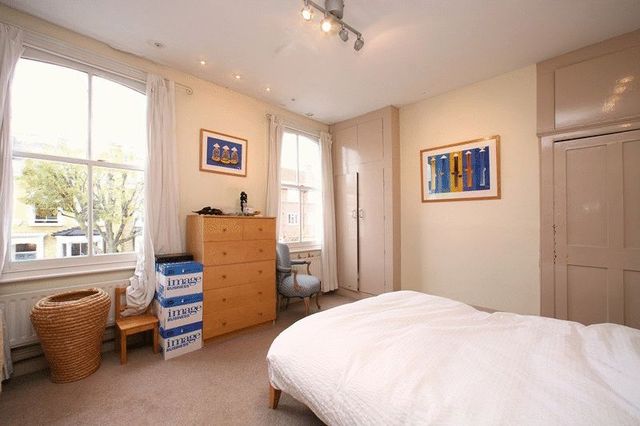  Image of 4 bedroom Terraced house for sale in Walsingham Road London E5 at London  London, E5 8NF