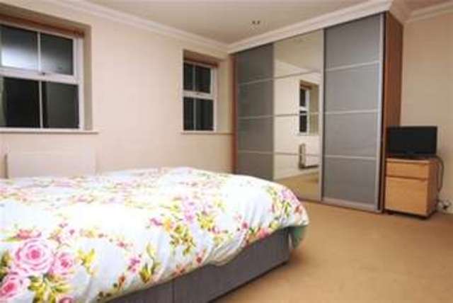  Image of 3 bedroom Detached house to rent in Sylvan Road London E11 at London, E11 1QN