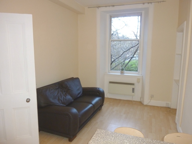  Image of 1 bedroom Flat to rent in Wardlaw Street Edinburgh EH11 at Gorgie Edinburgh Edinburgh, EH11 1TL