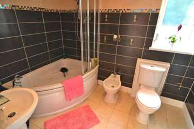  Image of 3 bedroom End of Terrace for sale in Wargrave Road Newton-Le-Willows WA12 at Wargrave Road  Newton Le Willows, WA12 8RT