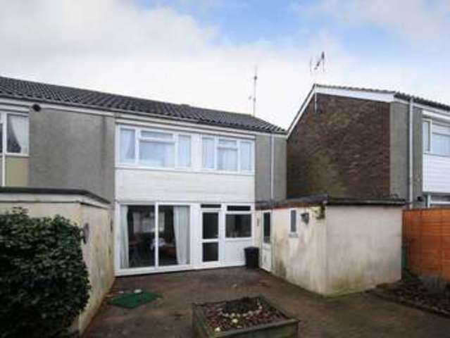  Image of 3 bedroom Detached house for sale in Warnham Road Crawley RH10 at Warnham Road Furnace Green Crawley, RH10 6QJ