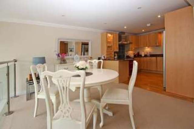  Image of 2 bedroom Apartment for sale in Warren Edge Road Southbourne Bournemouth BH6 at Warren Edge Road Southbourne Bournemouth, BH6 4AU