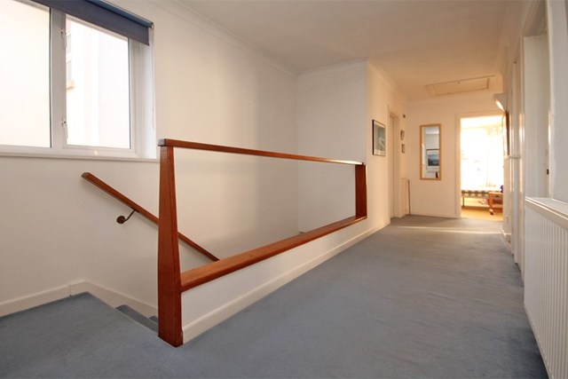  Image of 2 bedroom Flat for sale in Warren Edge Road Southbourne Bournemouth BH6 at Warren Edge Road Southbourne Bournemouth, BH6 4AX