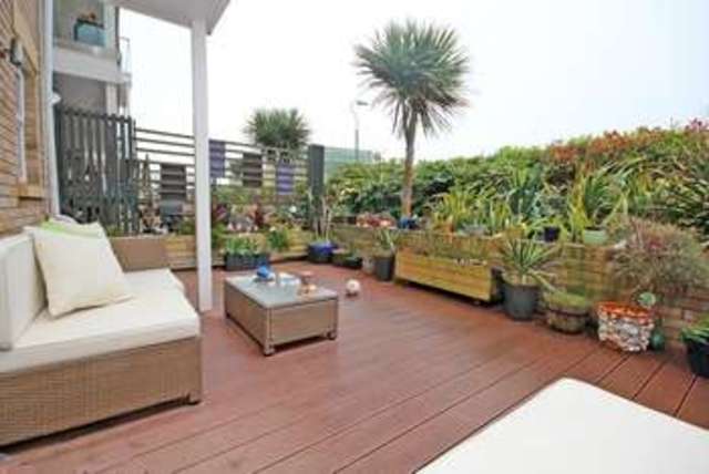  Image of 2 bedroom Flat for sale in Warren Edge Road Southbourne Bournemouth BH6 at Warren Edge Road Southbourne Bournemouth, BH6 4AX