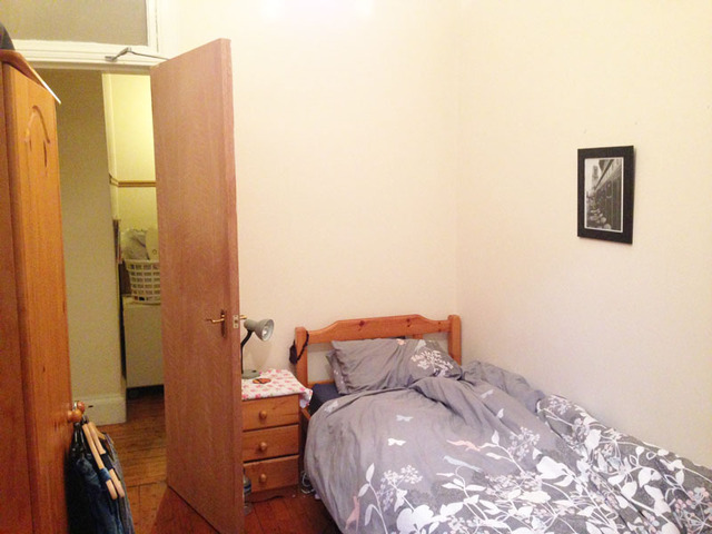  Image of 4 bedroom Flat to rent in Warrender Park Road Edinburgh EH9 at Marchmont Edinburgh Edinburgh, EH9 1EN