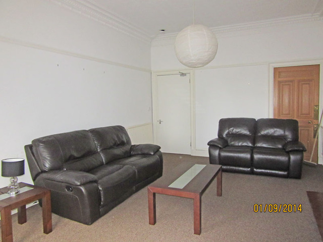  Image of 3 bedroom Flat to rent in Warrender Park Terrace Edinburgh EH9 at Marchmont Edinburgh Edinburgh, EH9 1EE